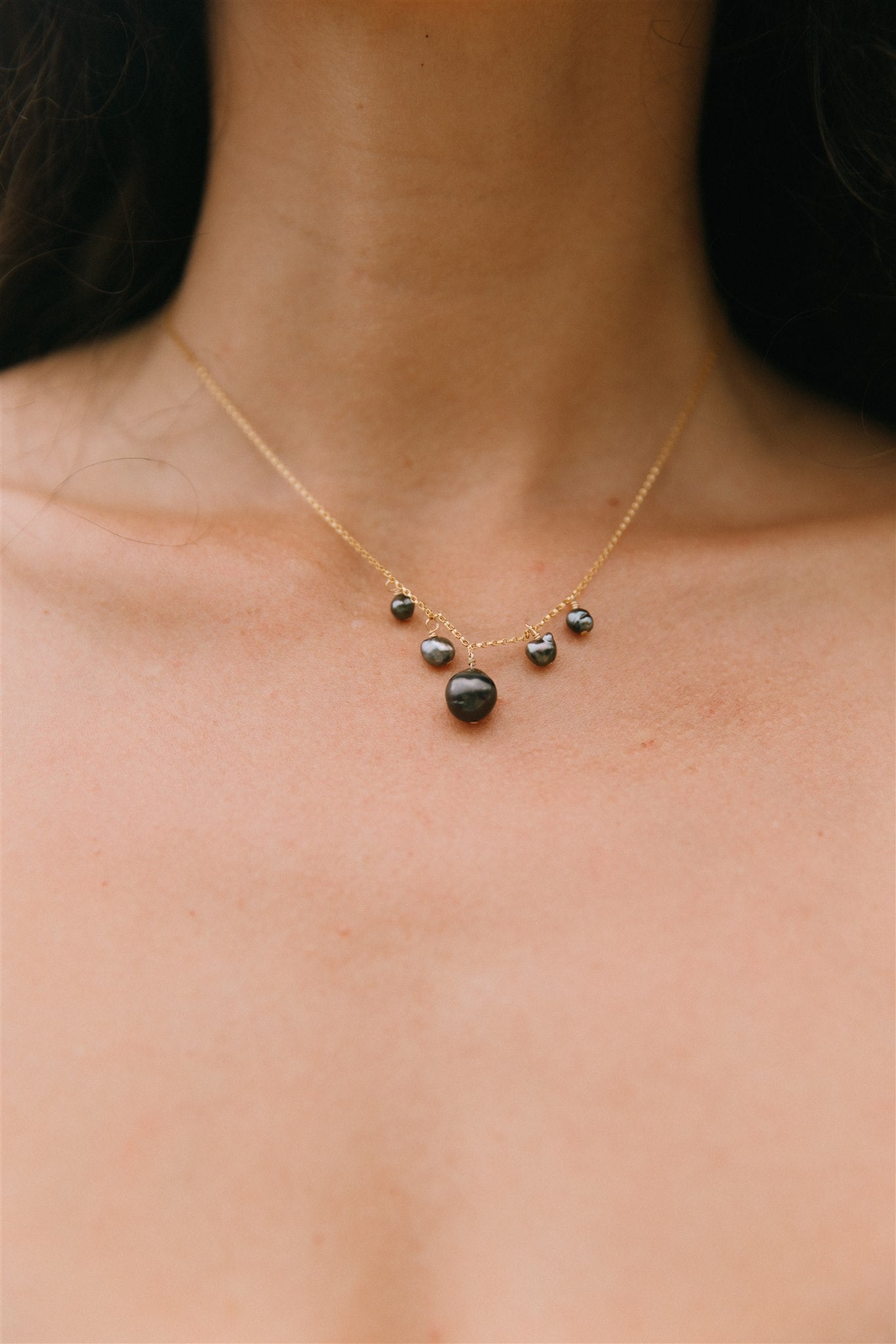 The Mixed Pearl Charm Rolo Chain