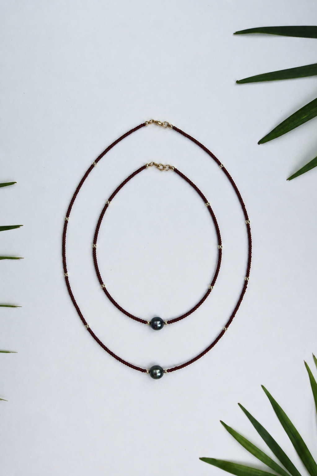 The Mini Beaded Necklace in Espresso