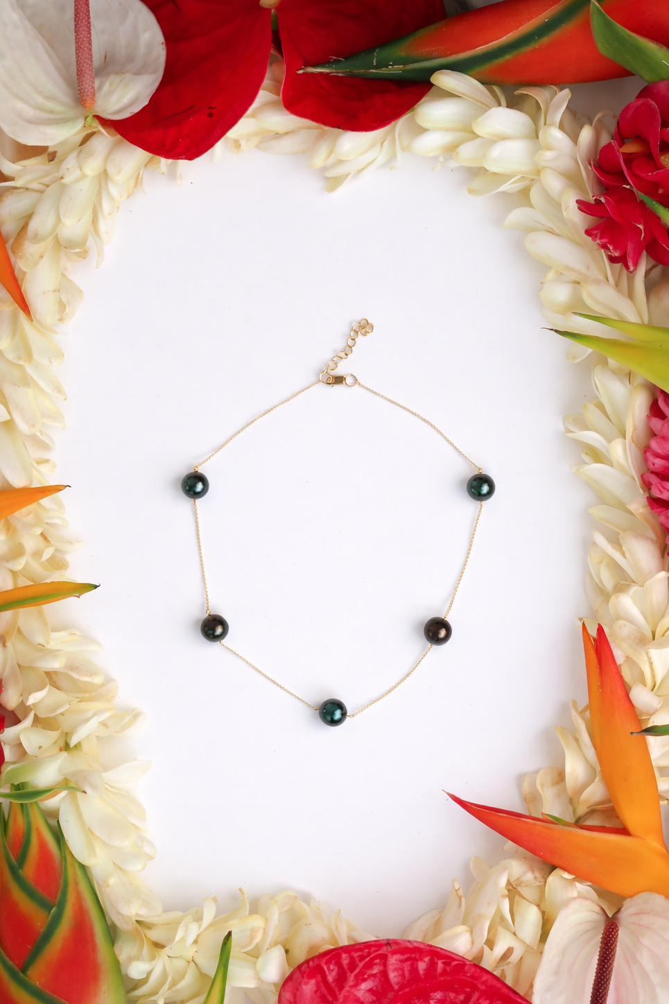 The Scattered Pearl Cable Chain